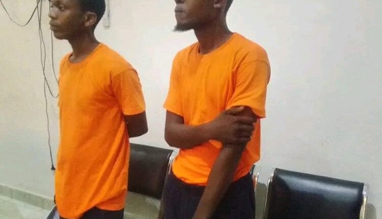 Hussein Yusuf Mrafi and Ali Mwalimu Mwinyi at a Mombasa law court during the ruling